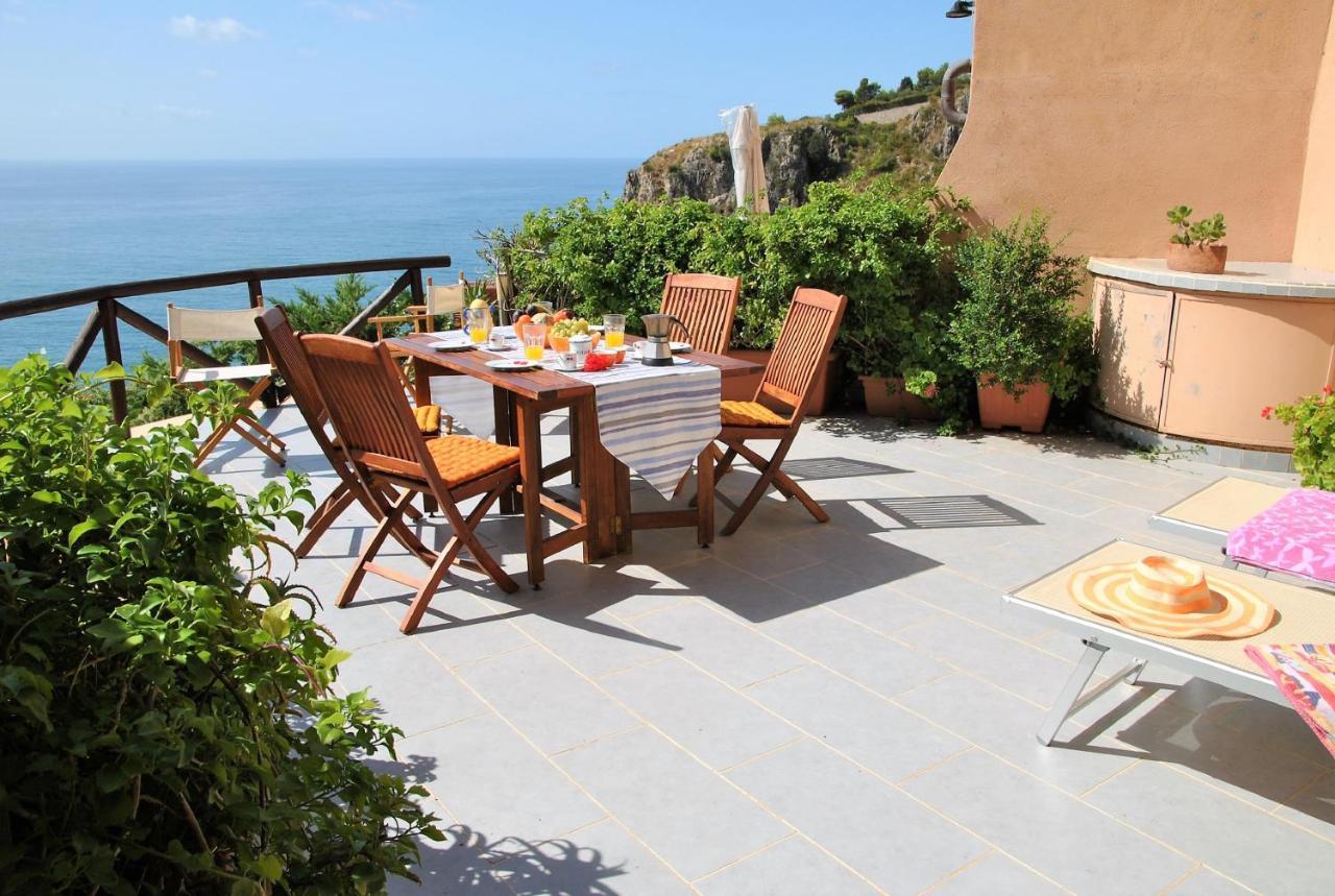 Villa Arborea In Sperlonga Exteriör bild