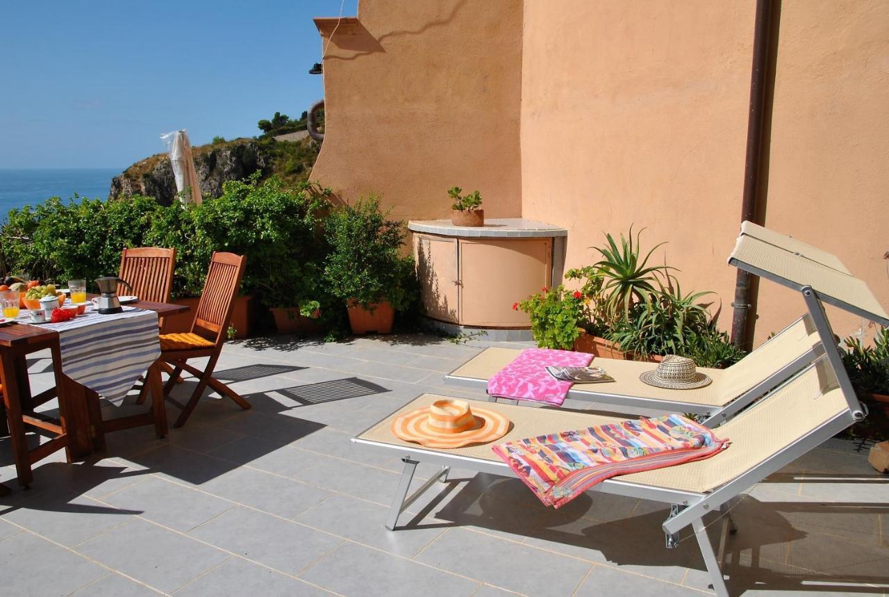 Villa Arborea In Sperlonga Exteriör bild